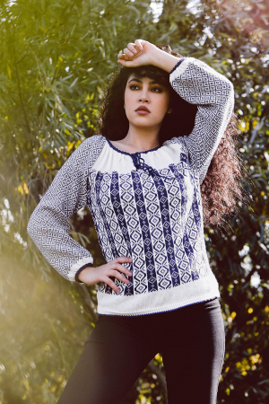 Ie tricotata cu model geometric indigo [1]