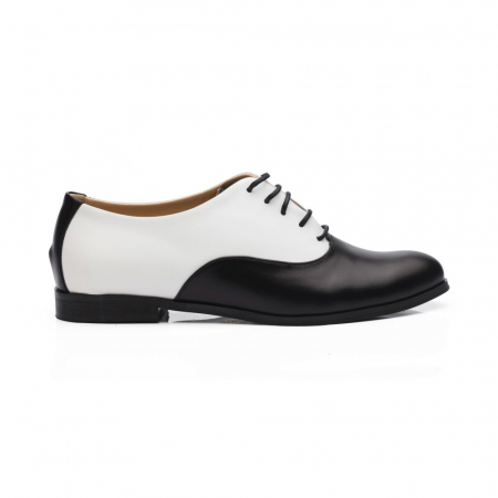 Pantofi tip Oxford din piele naturala alb si negru CA13 [1]