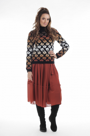 Pulover tricotat negru cu model floral si maneci lungi [1]