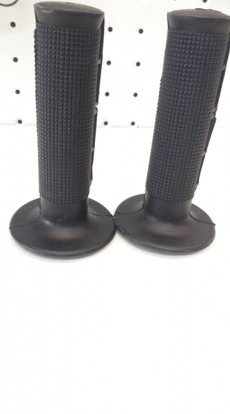 Mansoane moto universale  Zap Technix , mansoane negre moto , mansoane soft  ghidon moto [2]