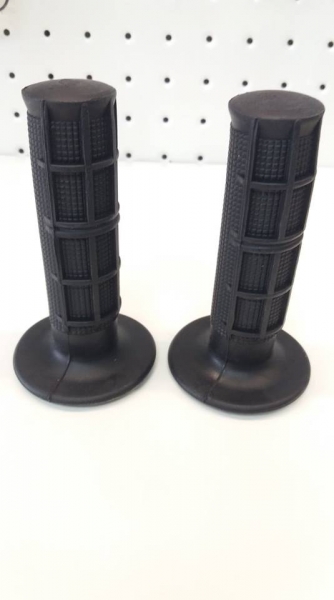 Mansoane moto universale  Zap Technix , mansoane negre moto , mansoane soft  ghidon moto [4]