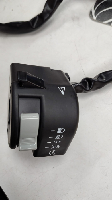 BUTON LUMINII STANGA CFMOTO CFORCE 600 / 625 2020-2022 [5]