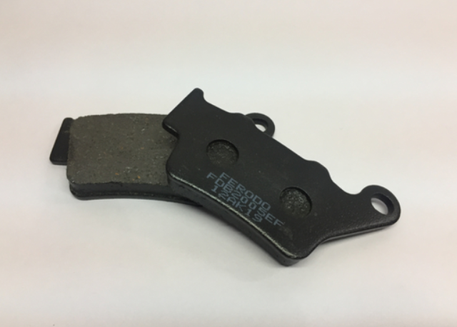 SET PLACUTE FRANA FATA/SPATE APRILIA/ BMW/ DUCATI/ GAS GAS/ HONDA/ KTM/ YAMAHA [2]