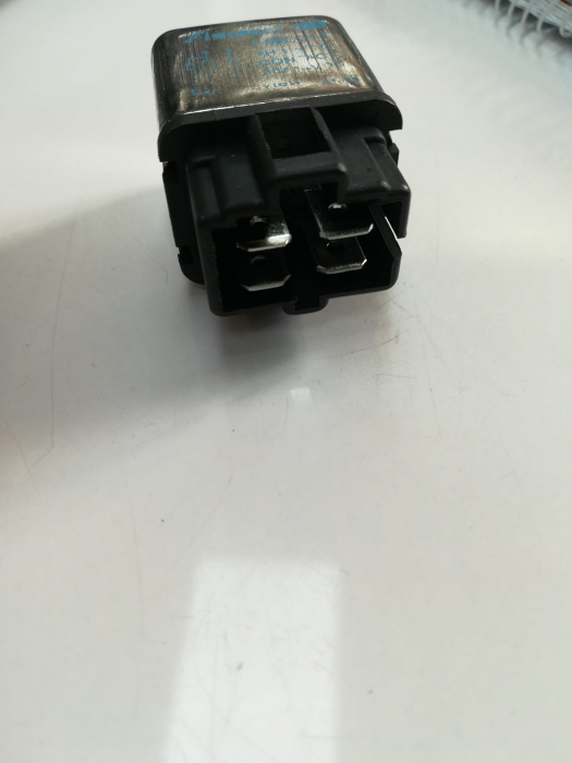 RELEU LUMINI / AUXILIAR LINHAI 200/400/500/550/570/570  4 PINI [5]