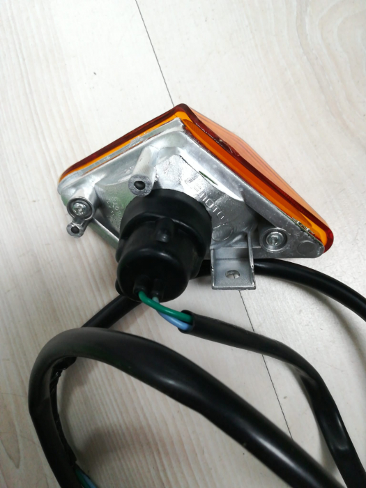 SEMNALIZARE DREAPTA CF MOTO 625 11-16 [2]