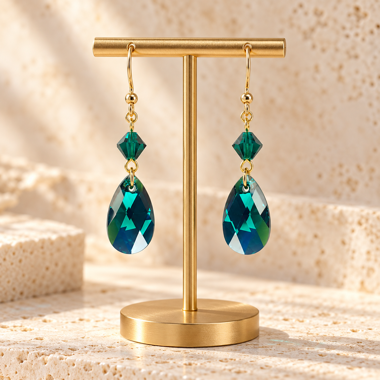 Cercei Patricia Emerald, argint placat cu aur