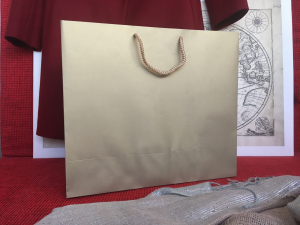Pungi carton premium, AURIU MAT, cu maner snur textil