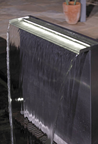 Lumina Waterfall Illumination 90 [3]