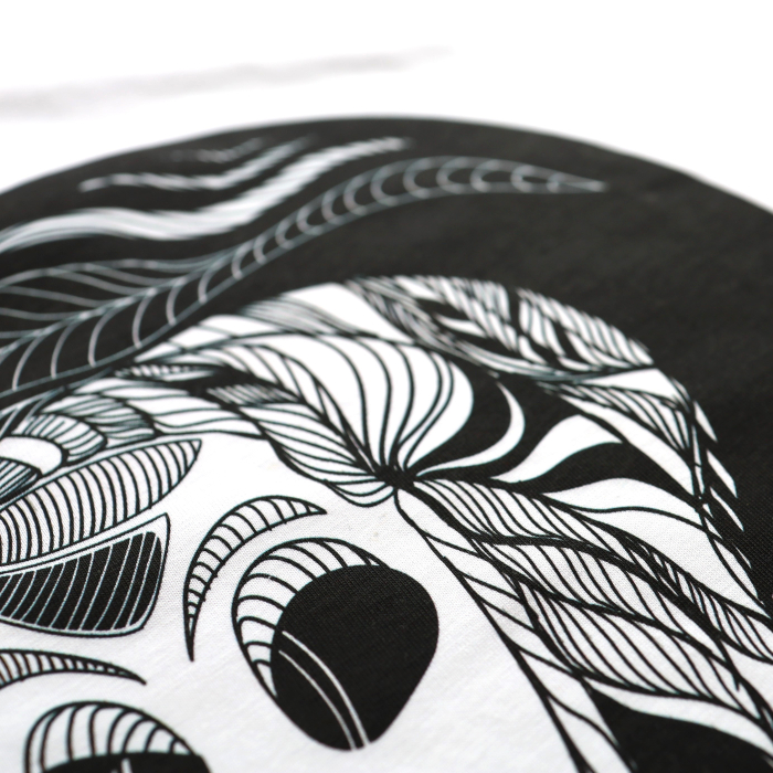 Black Widow, Illustrated T-shirt [5]