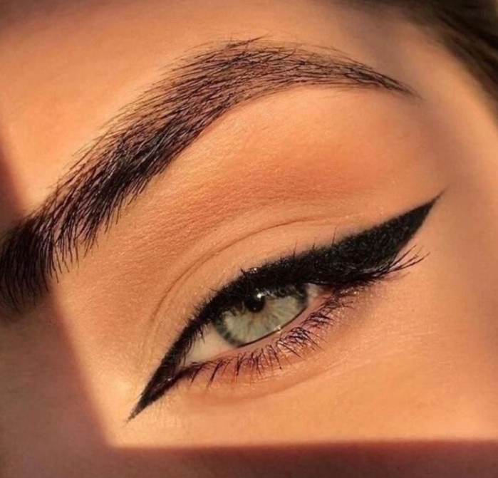 Oferta 1+1 GRATIS - Eyeliner + 2 pensule CADOU [2]