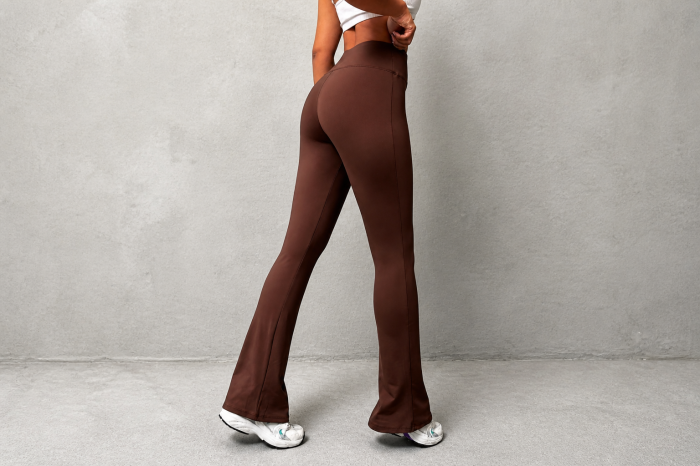 Pantaloni Flare [2]