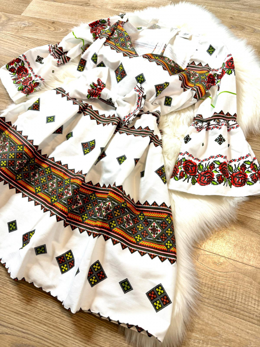 Rochie Romaneasca - Alb [3]