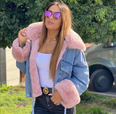 Geci si jachete - Geaca Albastra cu Blanita Roz