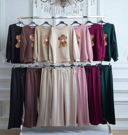 Treninguri si Compleuri - Compleu Sport Casual cu Ursuleț – 2 Piese Damă