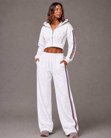 NOUTĂȚI - Compleu - Sport Chic Edition
