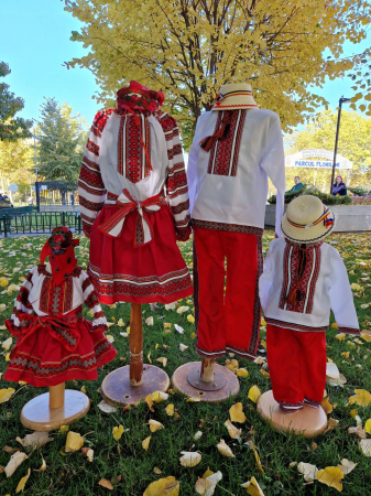 Îmbrăcăminte copii - Costum rosu traditional baieti cu broderie
