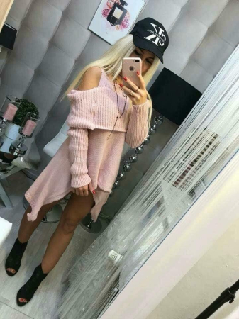 Bluze si tricouri - Pulover Asimetric Off-Shoulder - Roz Pudra