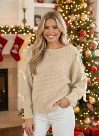 Bluze si tricouri - Pulover cu fundite - Crem