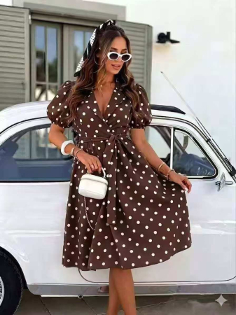 NOUTĂȚI - Rochie midi retro cu buline – Maro