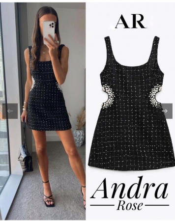 LICHIDĂRI DE STOC - OUTLET - Rochie Neagra Vanessa