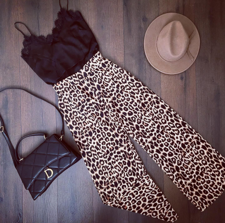 Treninguri si Compleuri - Set pantaloni animal print + maiou