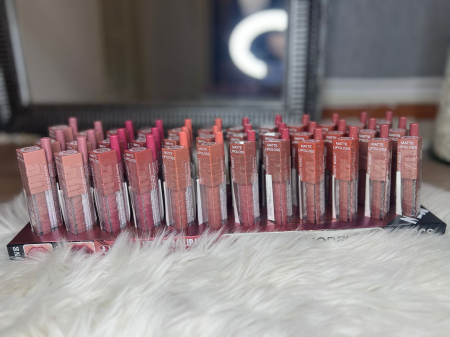 Îngrijire personală și cosmetice - SET Ruj Lichid Mat & Creion Contur Buze - Beauty Model