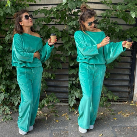 Treninguri si Compleuri - Trening Catifea Butterfly - Verde