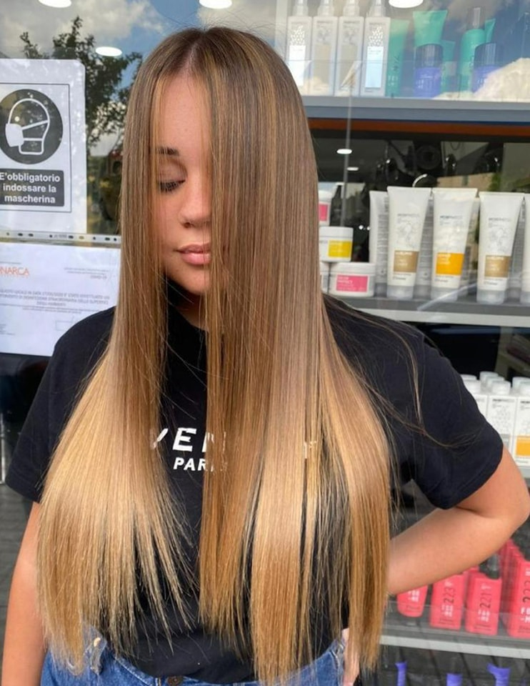 Oyster Vopsea permanenta - ITALIA Professional Hair Coloring Cream - VERY LIGHT INTENSIVE GOLDEN BLOND 9 33