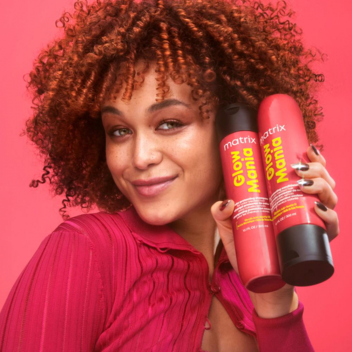 Sampon Matrix Total Results Glow Mania  pentru par tern si vopsit 1000 ml [4]