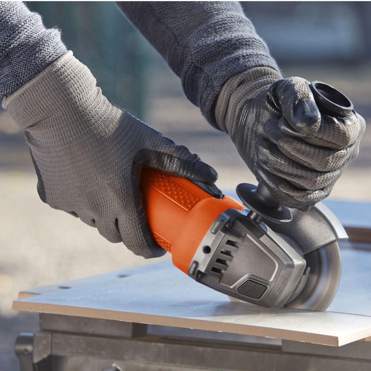 Polizor unghiular Black&Decker, BEG110, 750 W, 115 mm [3]