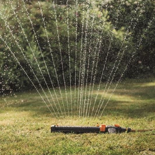 Apersor oscilant Fiskars, buton on/off [5]