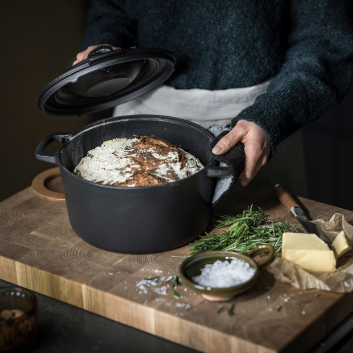Cratita din fonta Fiskars Norden, 6 L [5]