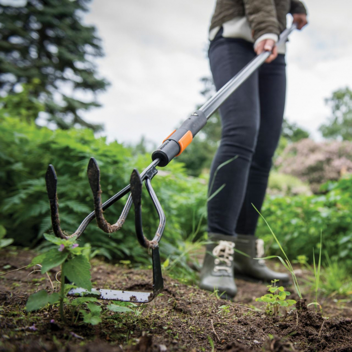 Cultivator cu 3 dinti si razeta Fiskars QuikFit, 415 mm, 510 g [2]