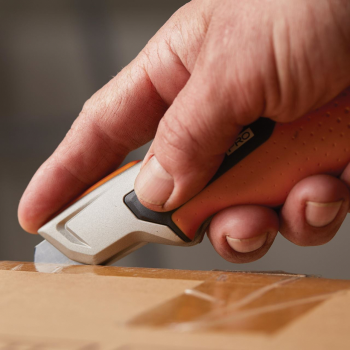 Cutit utilitar cu lama trapezoidala Fiskars CarbonMax, 1027222, 182 mm, 200 g [10]