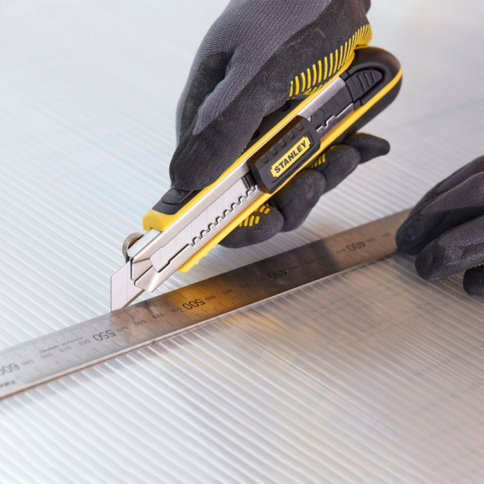 Cutter Stanley FatMax, 18 mm, 6 lame incluse [13]