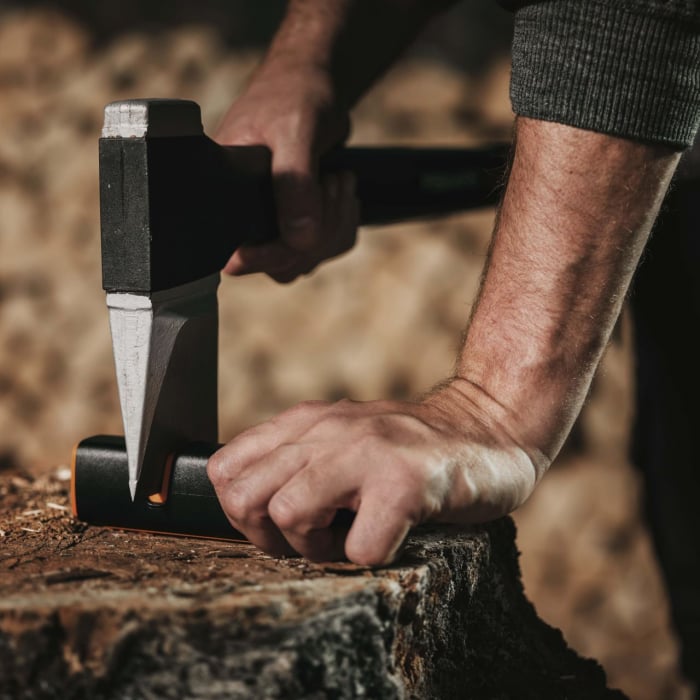 Dispozitiv pentru ascutit topoare si cutite Fiskars Xsharp, 235 mm, 90 g [3]