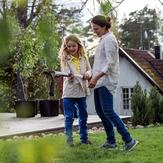 Dispozitiv smuls buruieni Fiskars Light, 930 mm, 900 g [2]