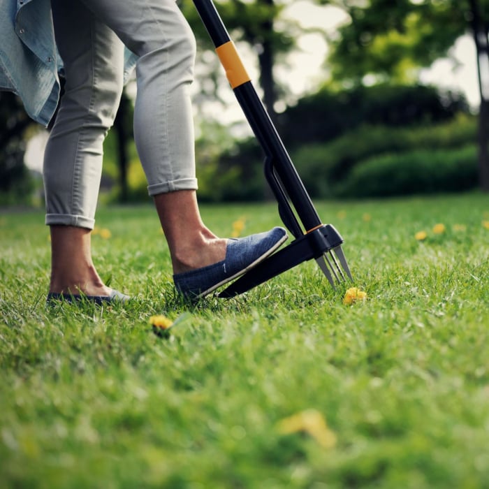 Dispozitiv smuls buruieni Fiskars Xact, 1000 mm, 950 g [11]