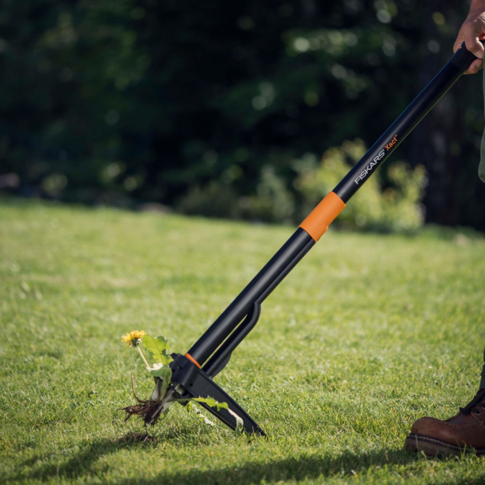Dispozitiv smuls buruieni Fiskars Xact, 1000 mm, 950 g [14]