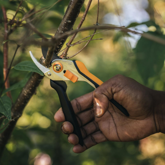 Foarfeca metalica pentru gradina pas cu pas Fiskars Solid (P331) [2]