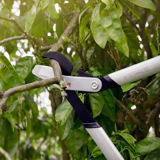 Foarfeca pas cu pas pentru ramuri groase Fiskars PowerGear X LX94, M [2]