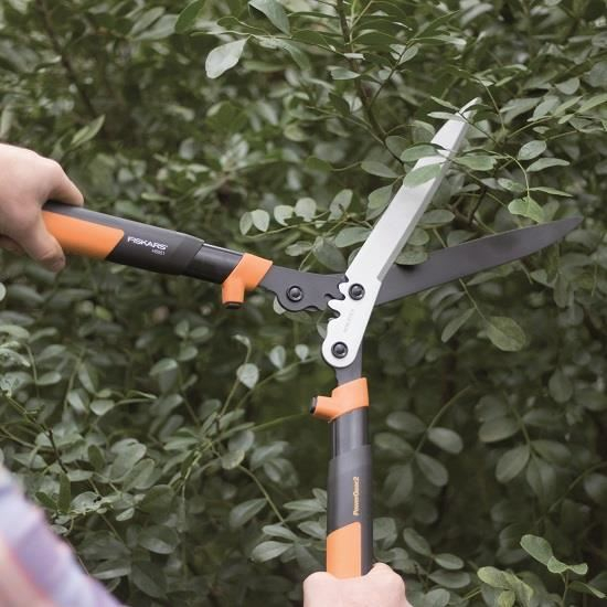 Foarfeca pentru gard viu Fiskars PowerGearX™ HSX92, 630 mm, 808 g [2]