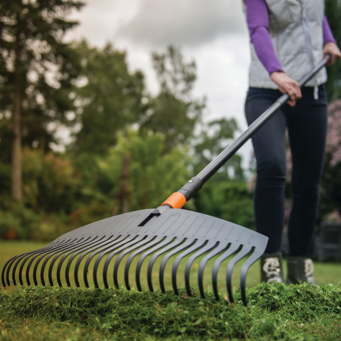 Grebla pentru frunze Fiskars QuikFit, 415 mm, 320 g [6]