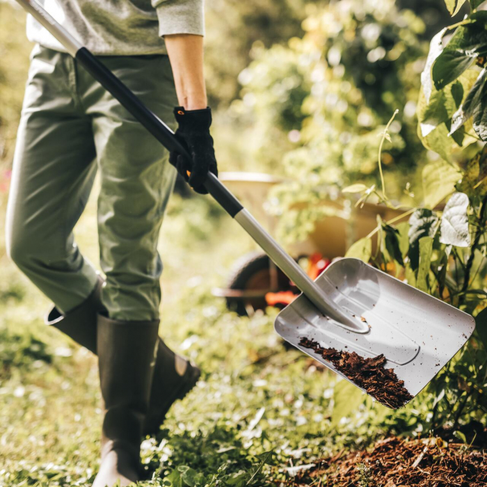 Lopata Fiskars Xact, 1066731, 130 cm, 2.2 kg [11]
