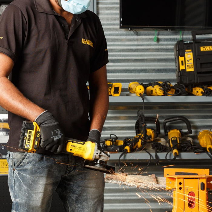 Polizor unghiular DeWalt, DCG405N, 125 mm,  XR Li-Ion 18 V 5.0 Ah si XR Flexvolt (acumulatorul nu este inclus), motor fara perii [11]