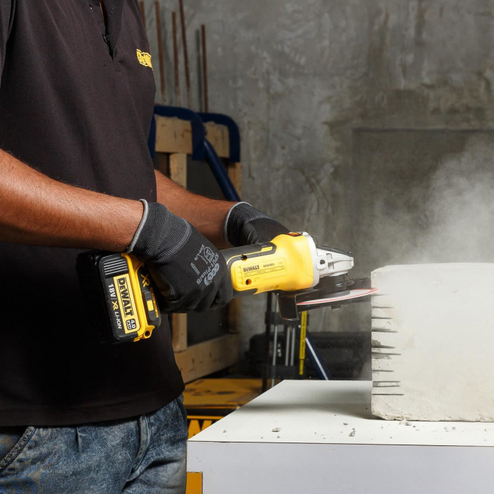 Polizor unghiular DeWalt, DCG405N, 125 mm,  XR Li-Ion 18 V 5.0 Ah si XR Flexvolt (acumulatorul nu este inclus), motor fara perii [10]