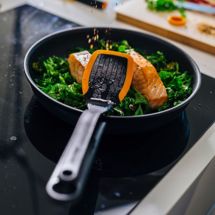 Spatula Fiskars Functional Form, silicon, 293 mm, 70 g [6]