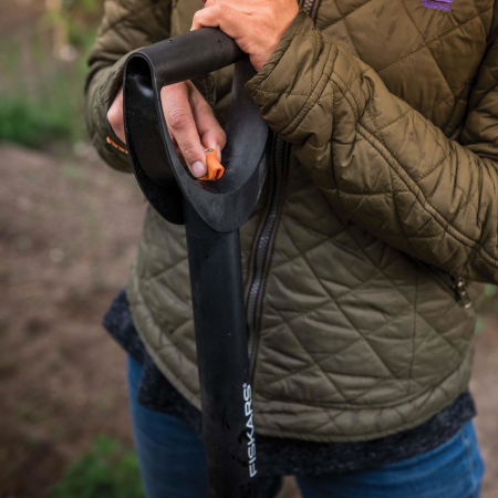 Dispozitiv smuls buruieni Fiskars SmartFit, 1020 mm, 1250 g [10]