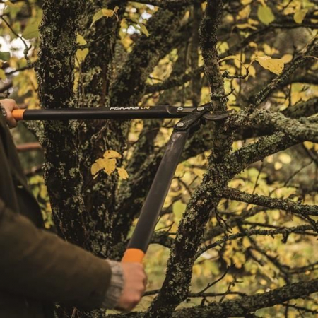 Foarfeca pas cu pas pentru ramuri groase Fiskars PowerGear L76, M [1]