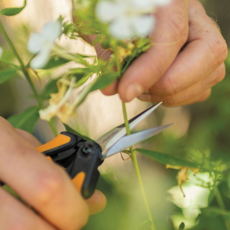 Foarfeca pentru flori Fiskars Solid MicroTip SP13, 140 mm, 40 g [8]